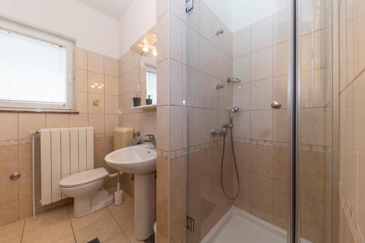 Apartments Leonarda Μούρτερ Εξωτερικό φωτογραφία